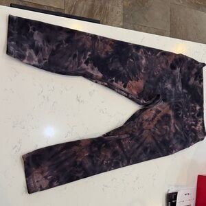 lululemon athletica Tie-Dye Leggings - Black and Brown